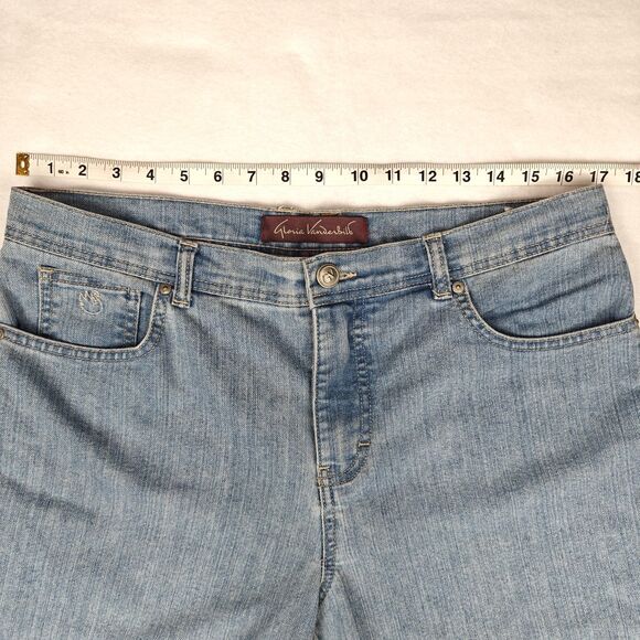 Gloria Vanderbilt Amanda High Rise Straight Leg Studded Capri Jeans Size 12P Y2K - Picture 10 of 11